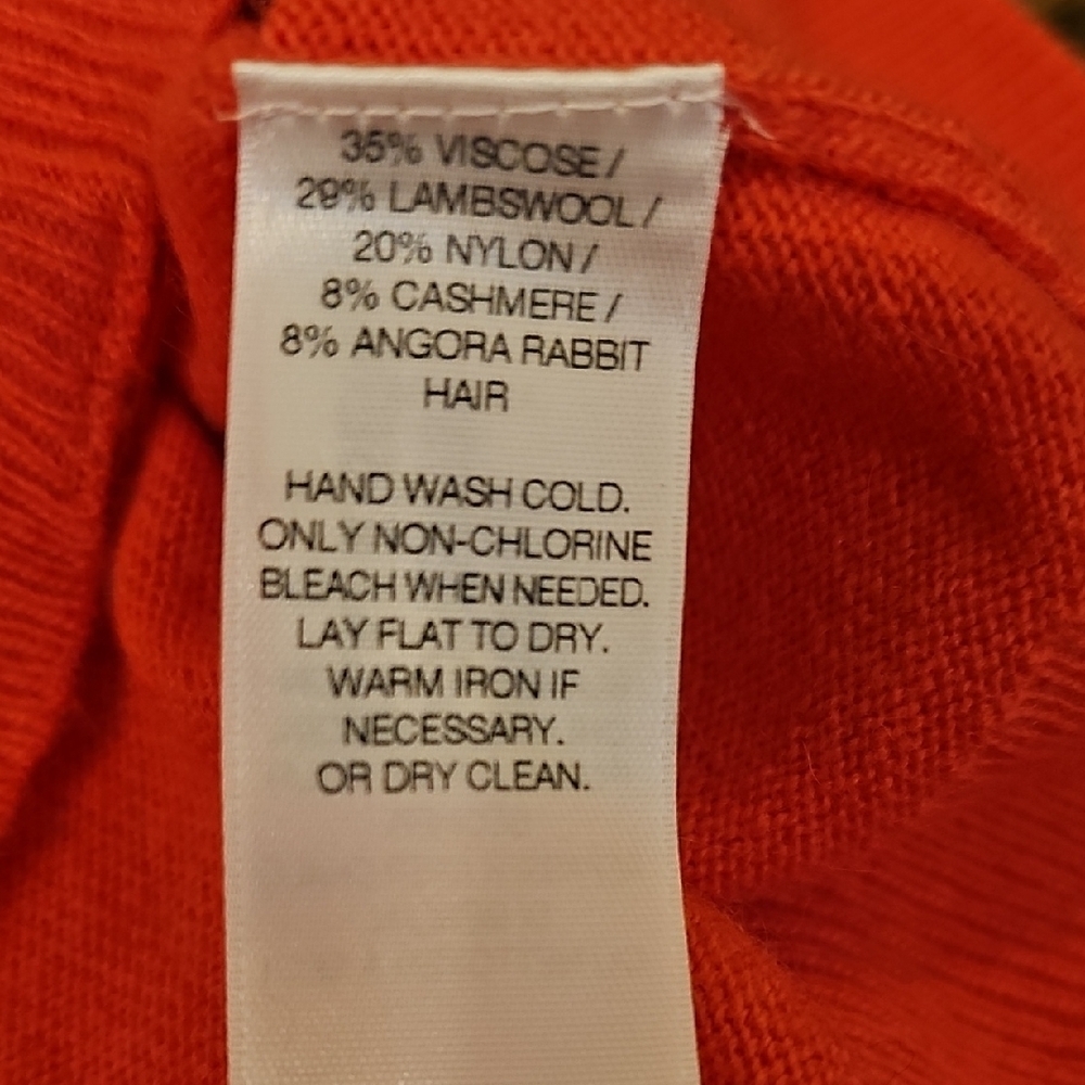 Vineyard Vines Sullivans Cardigan Solid in Fruit Punch - Size M - Picture 10 of 10